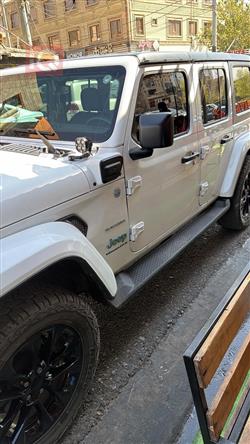 جیپ رانگلەر